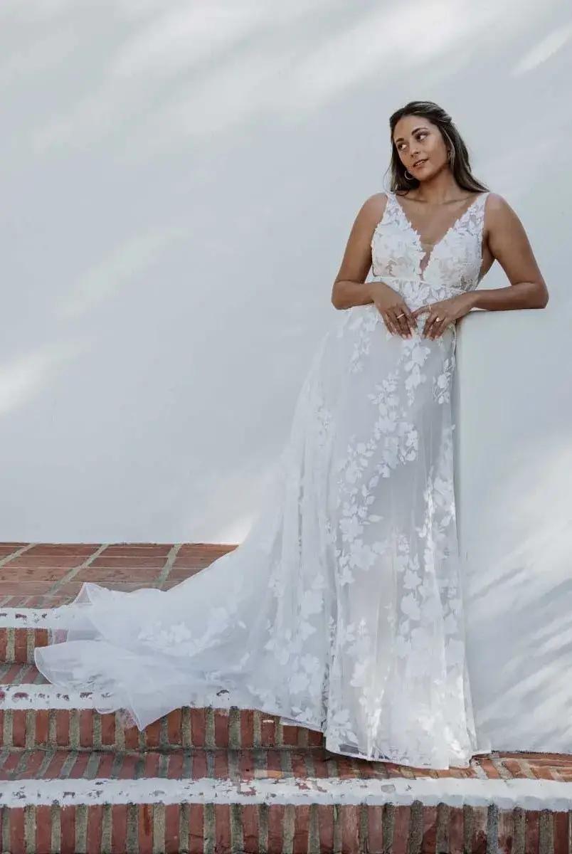Unveiling Elegance: The Essence of Australia Wedding Dress Collection Image