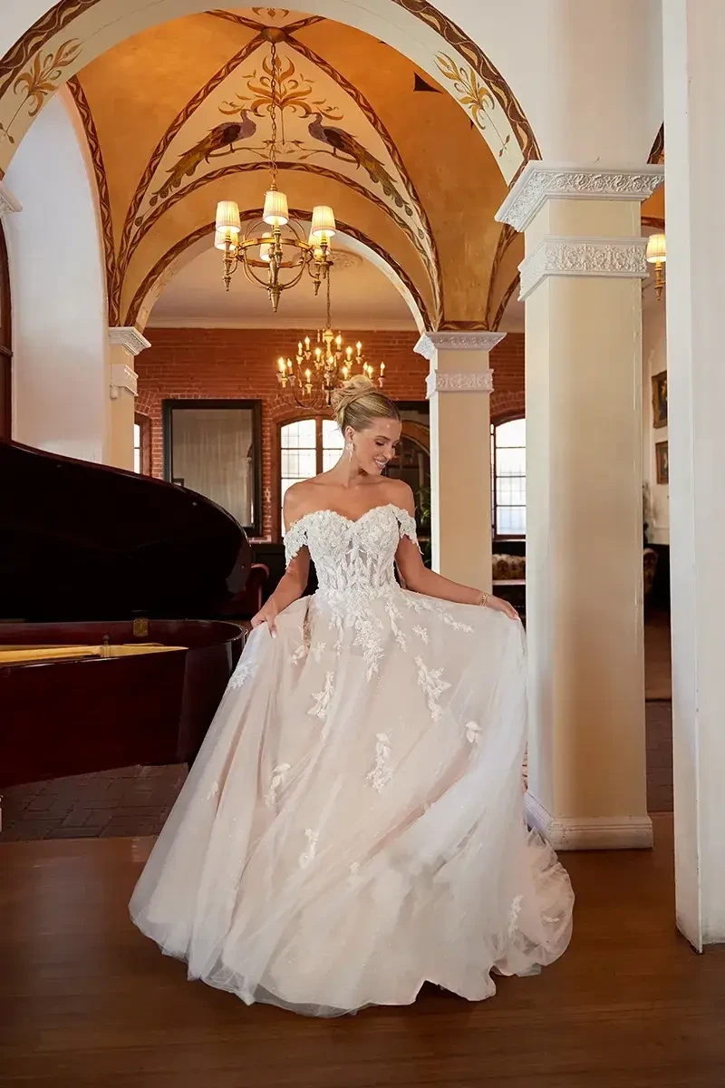 Sleeve Dreams: Creating Your Custom Bridal Look with Detachable Sleeves. Desktop Image